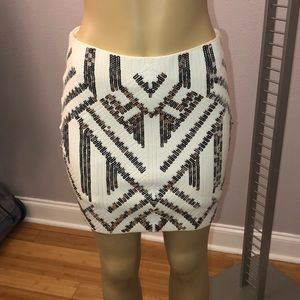 Express sequins skirt